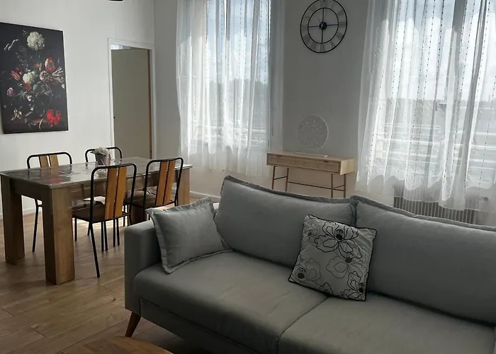 Douai 2: Joli Appartement Face A La Gare