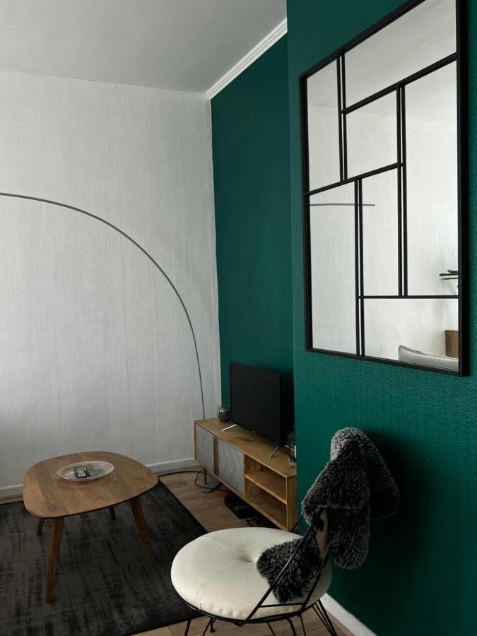 Apartment 2: Joli Face A La Gare